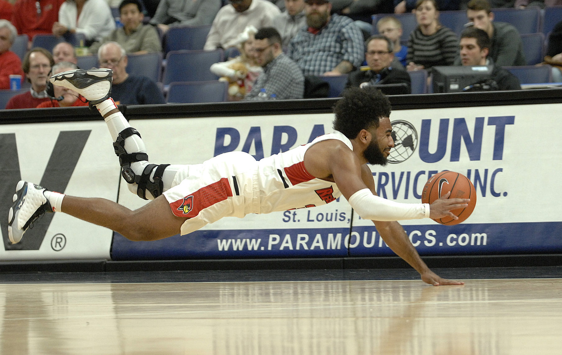 030318-blm-spt-4isuhoops
